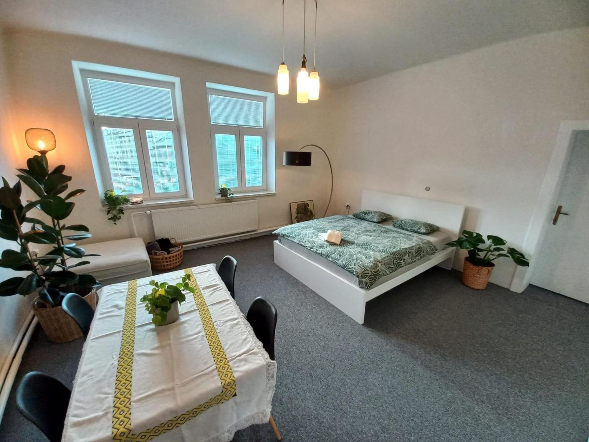 Lp 1926 Aneb U Nas Doma Apartman Zlín Kültér fotó